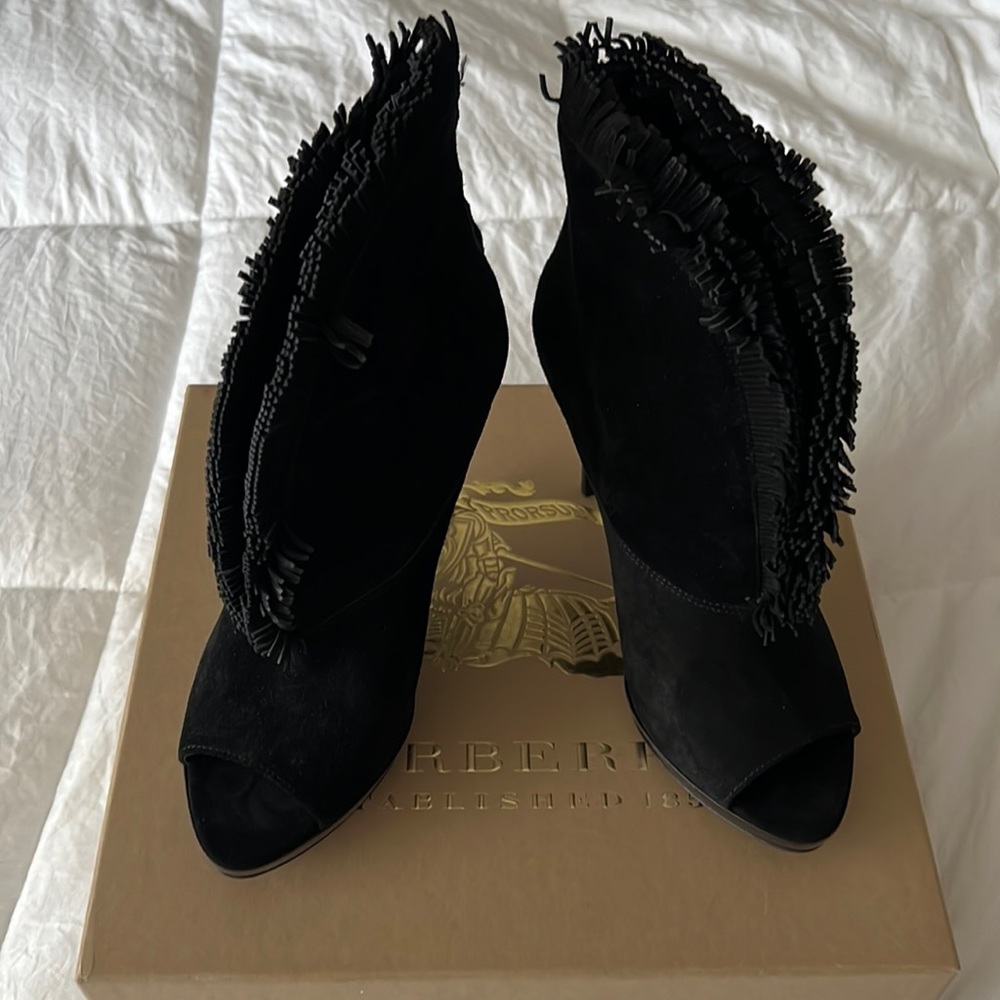 Burberry open toe booties